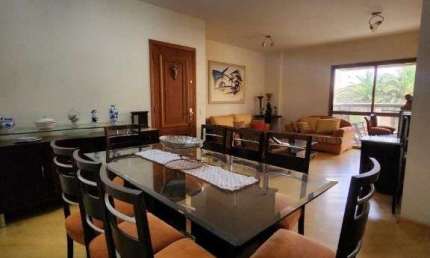 Apartamento mobiliado com 4 quartos para alugar, 151m2 - Centro