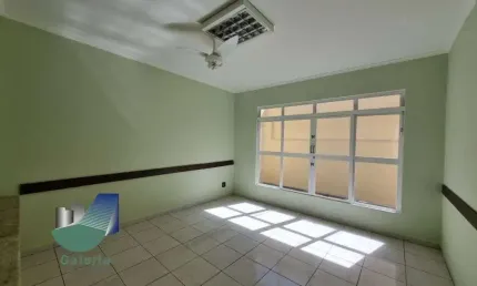 Casa comercial para alugar, 216m² - Jardim São Luiz