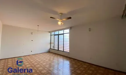 Casa sobrado com 4 quartos para alugar, 251m² - Jardim Sumaré