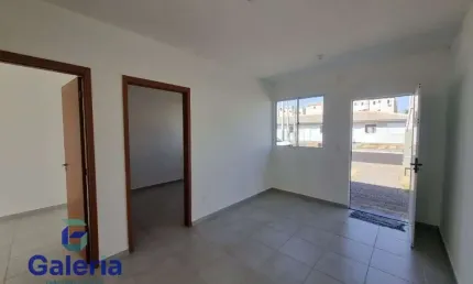 Casa de condomínio com 2 quartos para alugar, 44m² - reserva real