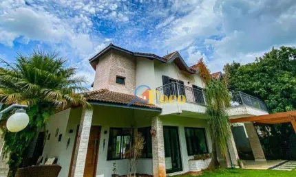 Casa com 4 dormitórios à venda, 300 m² por R$ 2.950.000 - Condomínio Ville de Chamonix 1 - Itatiba/SP