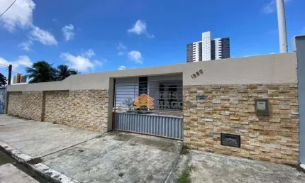 Casa com 4 dormitórios à venda, 247 m² por R$ 550.000,00 - Lagoa Nova - Natal/RN