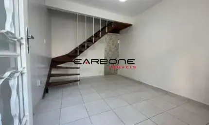 Casa em condomínio fechado com 2 quartos à venda na Rua Rosa Baldinata Torrezin, Jardim Itália, São Paulo por R$ 310.000