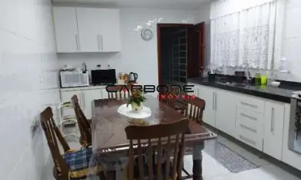Casa com 3 quartos à venda na Rua Santo Amásio, Vila Lucia, São Paulo por R$ 1.090.000