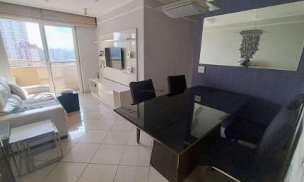 Apartamento com 3 quartos à venda na Rua Tuiuti, Tatuapé, São Paulo por R$ 649.000