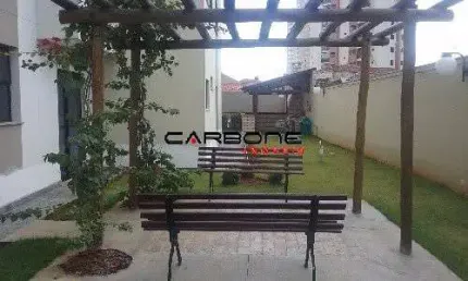Apartamento à venda na Rua Jaboticabal, Vila Bertioga, São Paulo por R$ 420.000