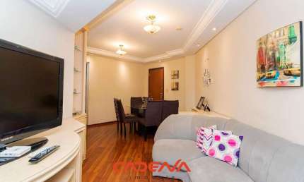 Apartamento com 3 quartos e 2 vagas à venda no Água Verde
