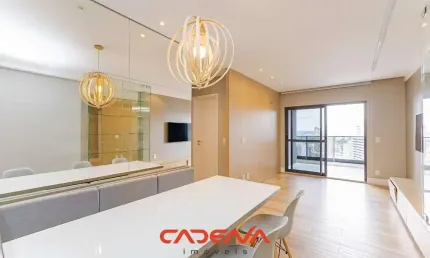 Apartamento com 2 quartos e 2 vagas à venda no Centro de Curitiba