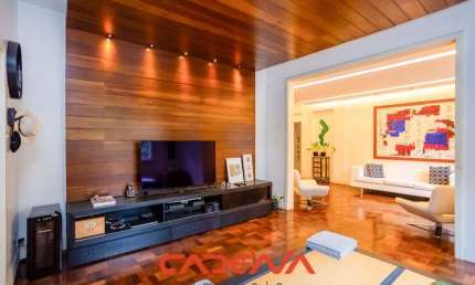 Apartamento com 2 quartos, 2 suítes e 2 vagas à venda no Centro