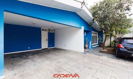 Casa com 3 quartos e 3 vagas à venda no Vila Izabel