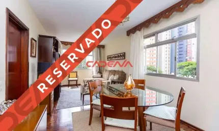 Apartamento com vista para a Praça do Japão com 3 quartos e 1 vaga à venda no Água Verde