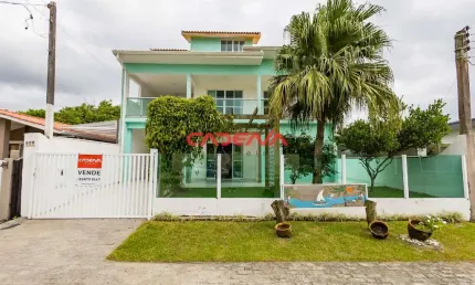 Casa com 5 quartos e 3 vagas à venda em Pontal do Paraná