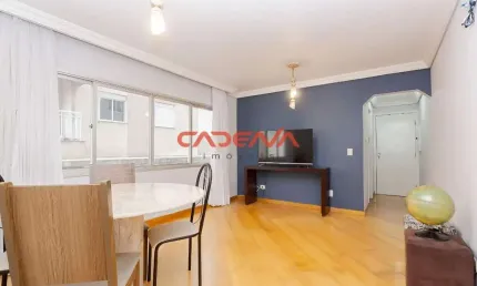 Apartamento com 2 quartos e 1 vaga à venda no Portão