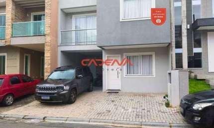 Casa em condomínio fechado com 3 quartos e 2 vagas à venda no Pinheirinho