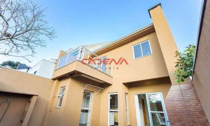 Casa com 4 quartos e 2 vagas à venda no Alto Boqueirão