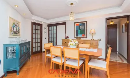 Apartamento com 3 quartos e 2 vagas à venda no Bacacheri
