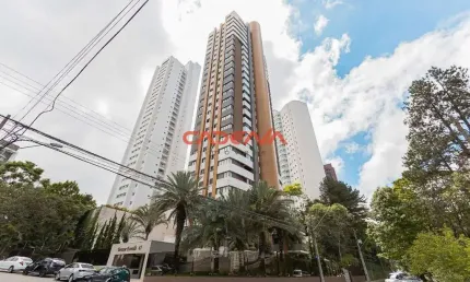 Apartamento com 3 quartos e 2 vagas à venda no Mossunguê