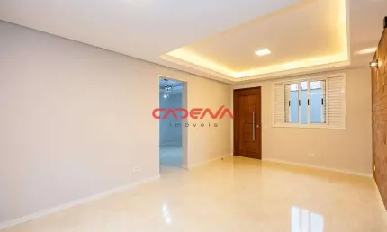 Casa triplex com 5 quartos e 2 vagas para aluguel no cabral