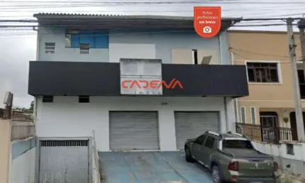 Casa comercial para alugar na Rua Omar Raymundo Picheth, 807, Xaxim, Curitiba