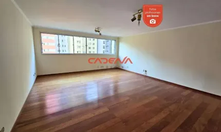 Apartamento com 3 quartos para alugar na Travessa Lange, 165, Água Verde, Curitiba