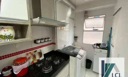 Apartamento com 2 dormitórios à venda, 52 m² por R$ 300.000,00 - Parque Frondoso - Cotia/SP