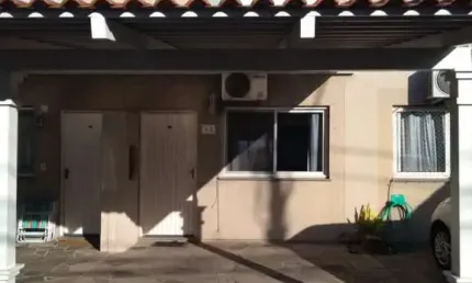 Casa em condomínio fechado com 2 quartos à venda no Rio Branco, Canoas , 75 m2 por R$ 350.000