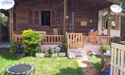 Casa com 3 quartos à venda na Rua Selso Fidélis Jardim, Olaria, Canoas, 100 m2 por R$ 320.000
