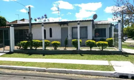 Casa com 3 quartos à venda na Rua das Araucárias, Harmonia, Canoas, 119 m2 por R$ 450.000