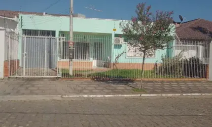 Casa com 3 quartos à venda no Harmonia, Canoas , 250 m2 por R$ 650.000