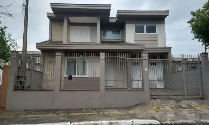 Casa com 4 quartos à venda no São José, Canoas 