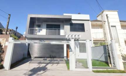Casa com 3 quartos à venda no Moinhos De Vento, Canoas , 221 m2 por R$ 1.435.000