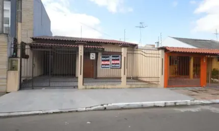 Casa com 2 quartos à venda no Harmonia, Canoas , 83 m2 por R$ 460.000