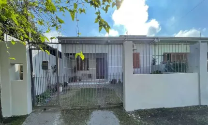 Casa com 2 quartos à venda na Rua das Canafístulas, --, Igara, Canoas por R$ 360.000