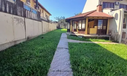 Casa com 4 quartos à venda na Rua Fernando Abbot, 30, Nossa Senhora das Graças, Canoas por R$ 1.220.000