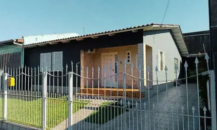 Casa com 3 quartos à venda na Rua Riviera, --, Estância Velha, Canoas por R$ 420.000
