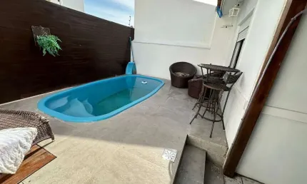 Casa em condomínio fechado com 2 quartos à venda na Rua Santa Júlia, 55, Olaria, Canoas por R$ 389.000