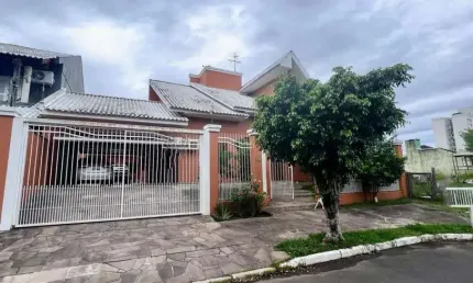 Casa com 5 quartos à venda na Rua Escócia, --, Marechal Rondon, Canoas por R$ 2.650.000