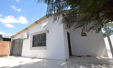 Casa com 3 quartos à venda no Harmonia, Canoas , 300 m2 por R$ 519.000