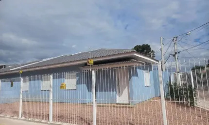 Casa com 2 quartos à venda na Rua Antônio Lourenço Rosa, 159, Mato Grande, Canoas por R$ 359.000