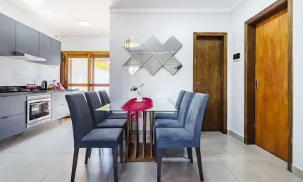 Casa com 20 quartos à venda na Rua Hélio Fraga de Moraes Sarmento, --, São José, Canoas por R$ 449.000