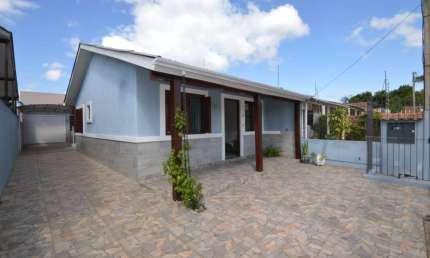Linda Casa com 3 Dormitórios!  Imóvel perfeito para você