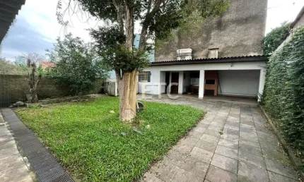 Casa com 3 quartos à venda na Sepé Tiaraju, --, Novo Esteio, Esteio por R$ 650.000