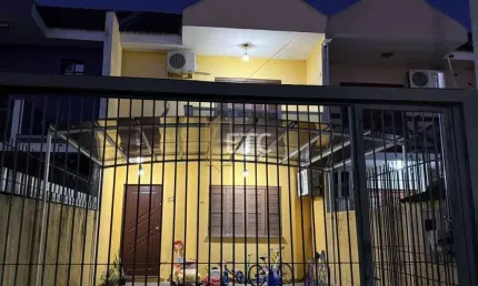 Casa com 3 quartos à venda na Rua Atenas, --, Niterói, Canoas por R$ 350.000