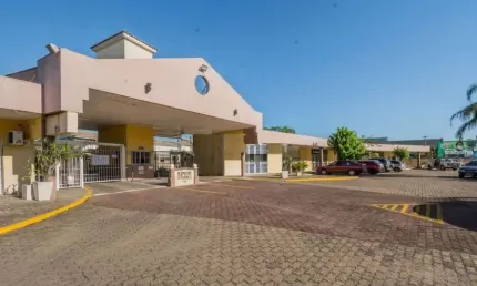 Casa em condomínio fechado com 2 quartos à venda na Avenida Guilherme Schell, 1250, Rio Branco, Canoas por R$ 400.000