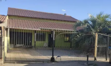 Casa com 3 quartos à venda na Avenida Rio Grande do Sul, --, Mathias Velho, Canoas por R$ 450.000