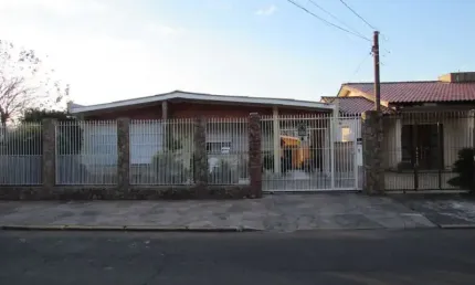 Casa com 2 quartos à venda na Rua Porto Seguro, --, Nossa Senhora das Graças, Canoas por R$ 638.000