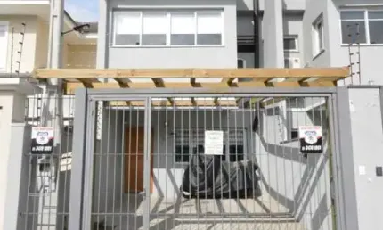 Casa com 3 quartos à venda no Mont Serrat, Canoas , 104 m2 por R$ 629.000