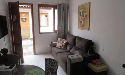 Casa em condomínio fechado com 2 quartos à venda no Olaria, Canoas , 44 m2 por R$ 190.000