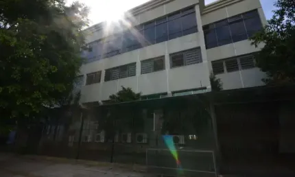 Prédio com 6 salas para alugar no Fátima, Canoas 