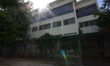 Prédio com 6 salas para alugar no Fátima, Canoas 